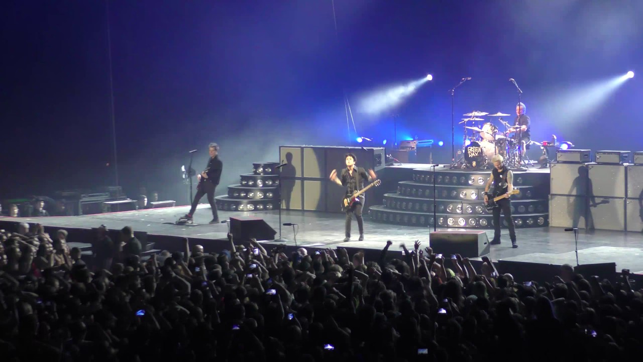 Green Day 2017-01-21 Cracow, Tauron Arena, Poland -  American Idiot (4K 2160p)