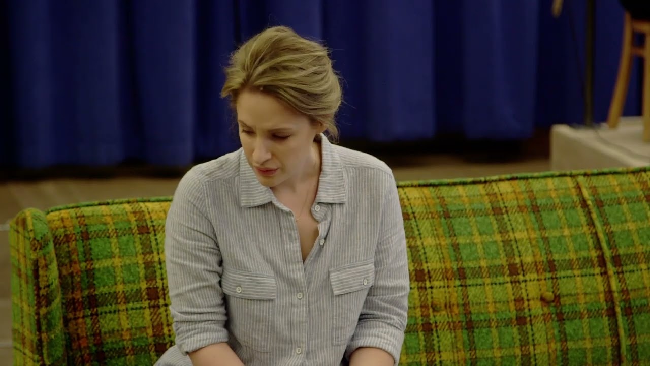WAITRESS Star Jessie Mueller Belts Out 'She Used to Be Mine'- the Full Song!