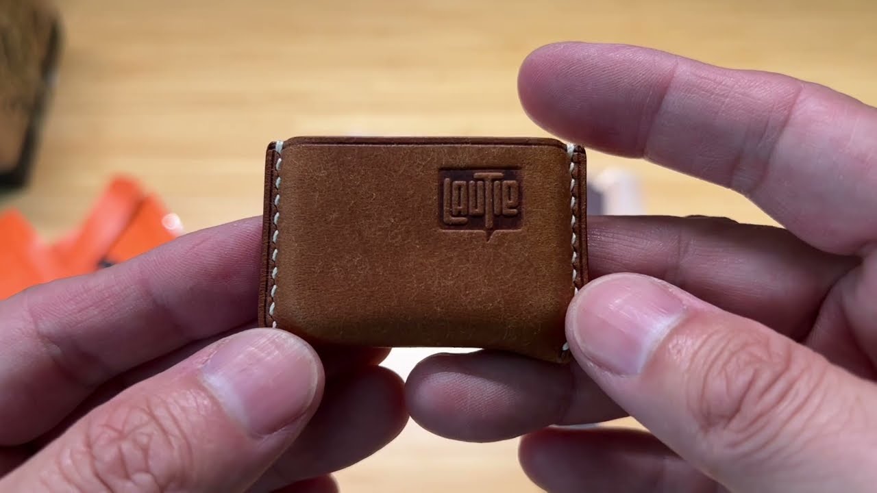 Lautie EDC Leather Holster for Shuffle V1/V2