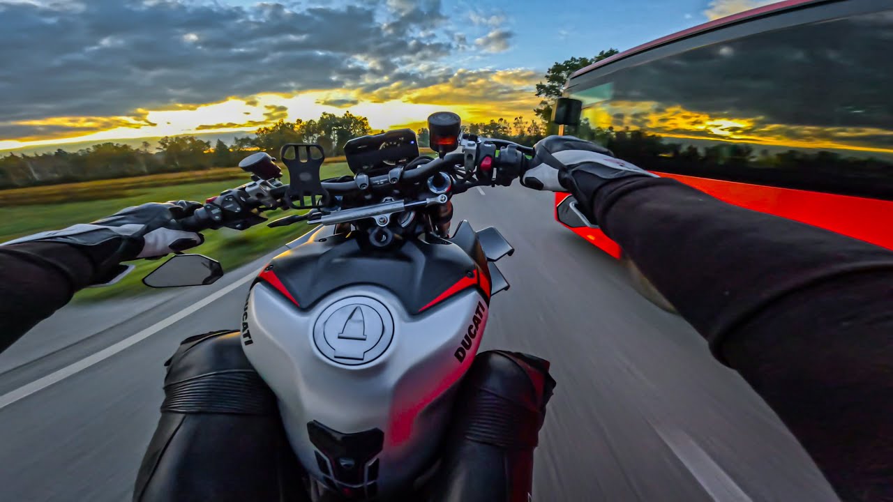CHASING SUNSET | DUCATI STREETFIGHTER V4SP RACEBIKE - 4K POV