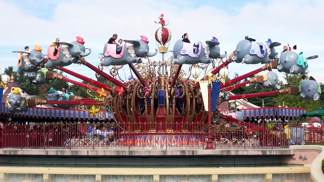 Dumbo The Flying Elephant Full POV Ride at Disneyland Paris, Fantasyland 2016