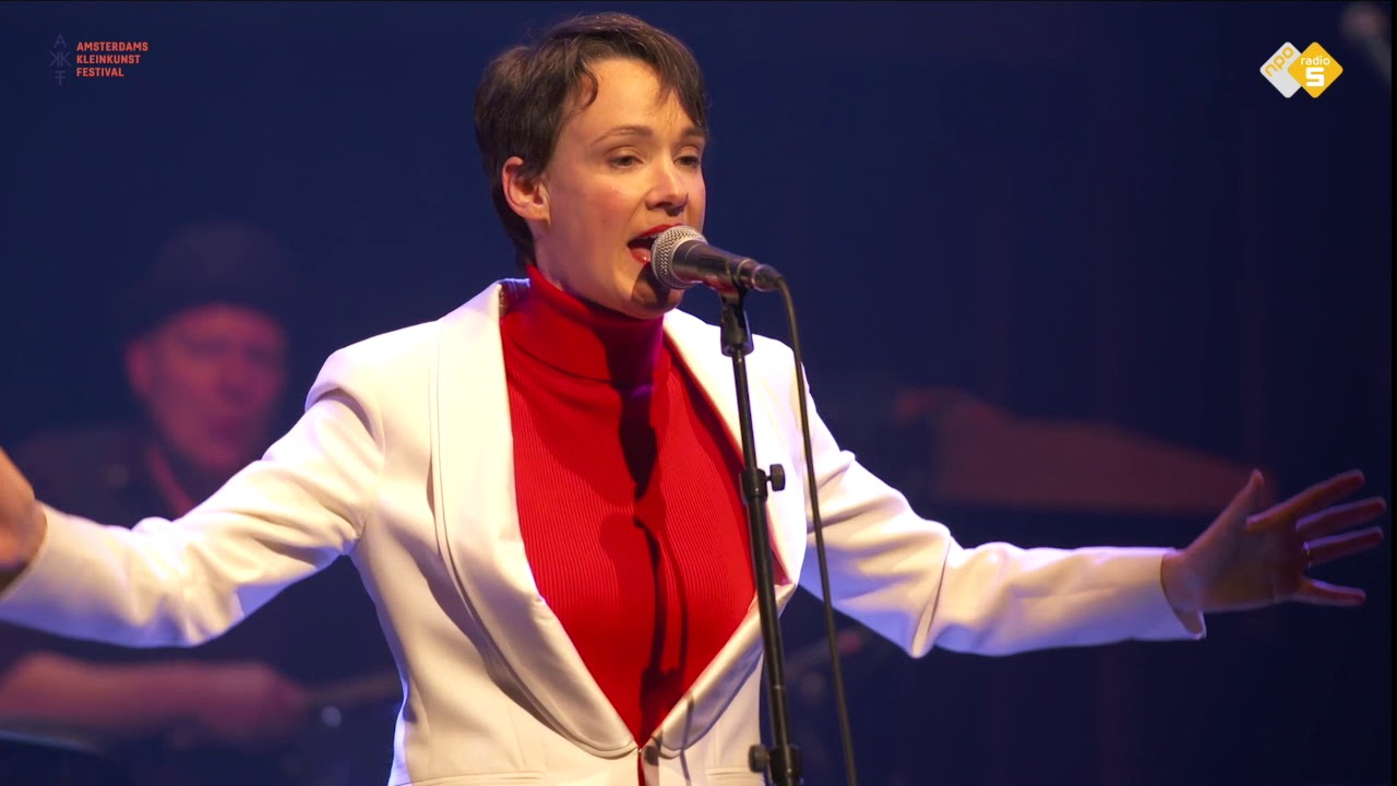 Anne van Veen - Anne, de Wereld Is Wel Mooi (Avond van de Kleinkunst 2018)