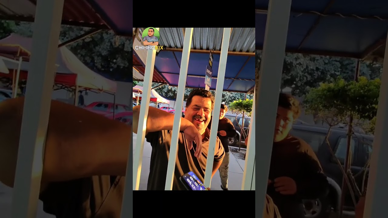 Pantalla despegada #tianguis #tianguisgdl #humor  #reparaciondecelulares  #ventacelulares 