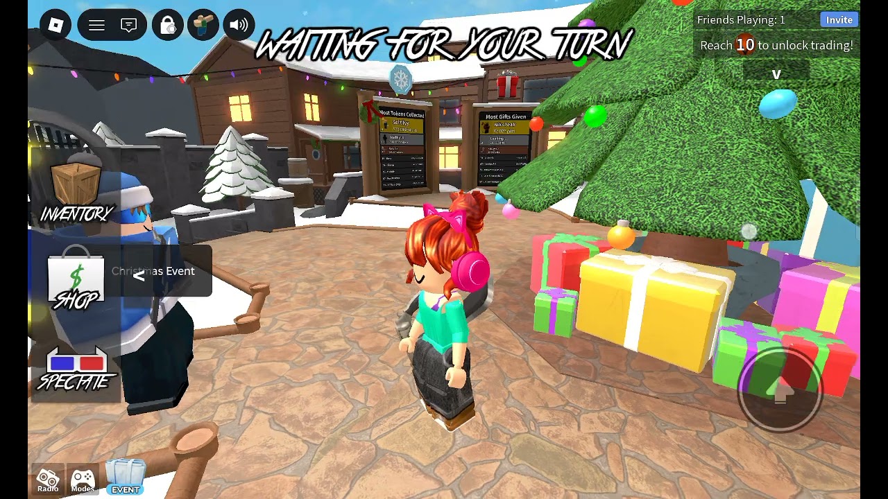 Playing mm2 to with my pro friends as a noob 😜
