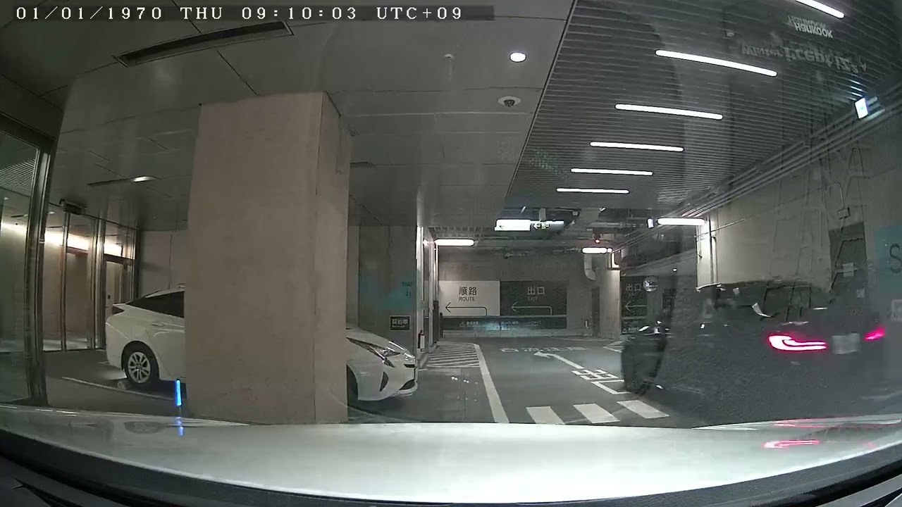 田町ステーションタワーS棟　地下車寄せ