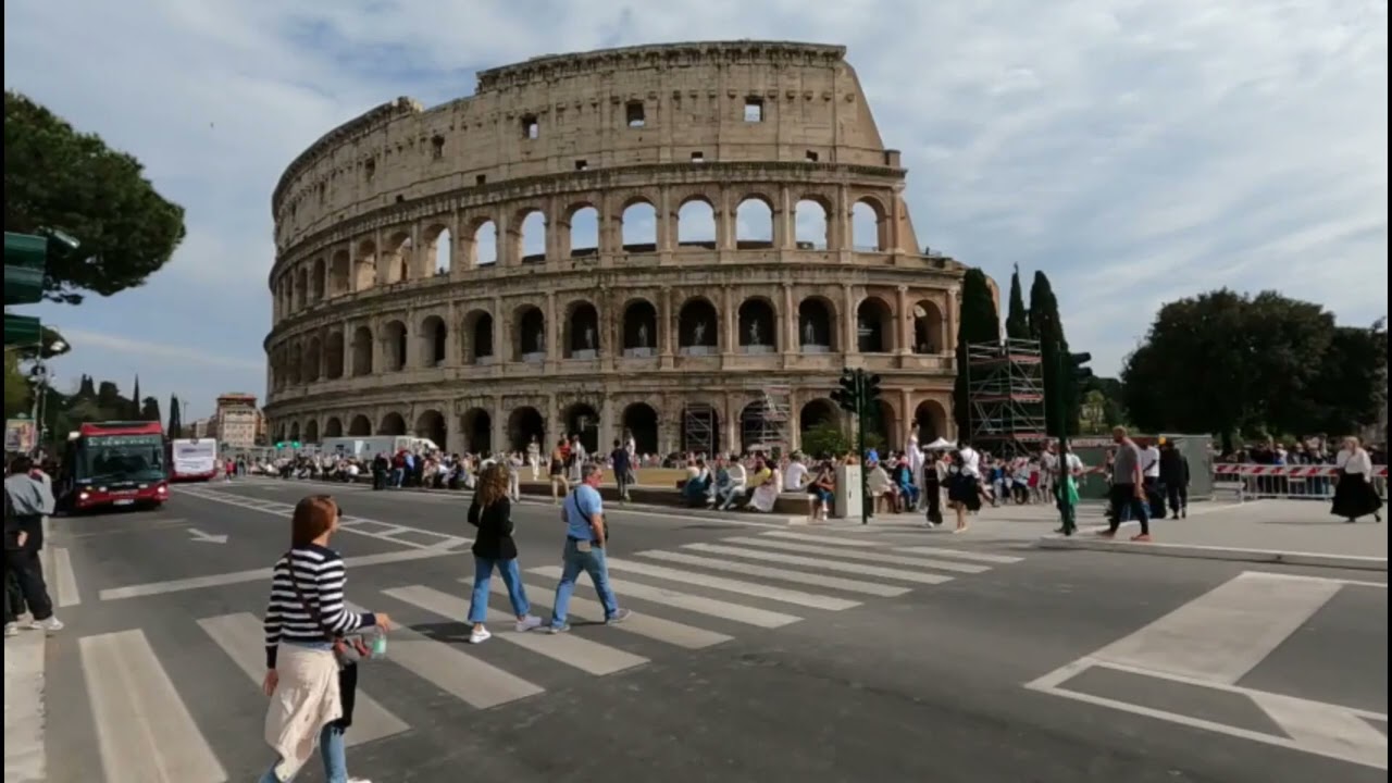 Visitamos el Coliseo romano, tambi&eacute;n conocido como Anfiteatro Flavio...