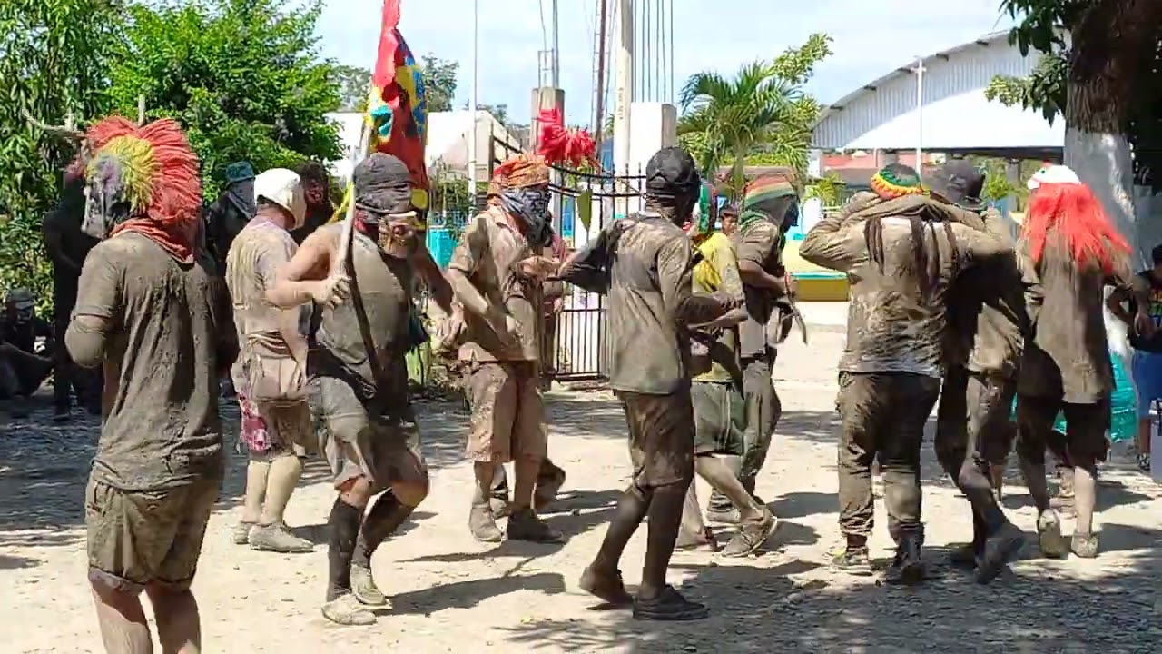 tradicionales enlodados  carnaval  tincontlan  2023