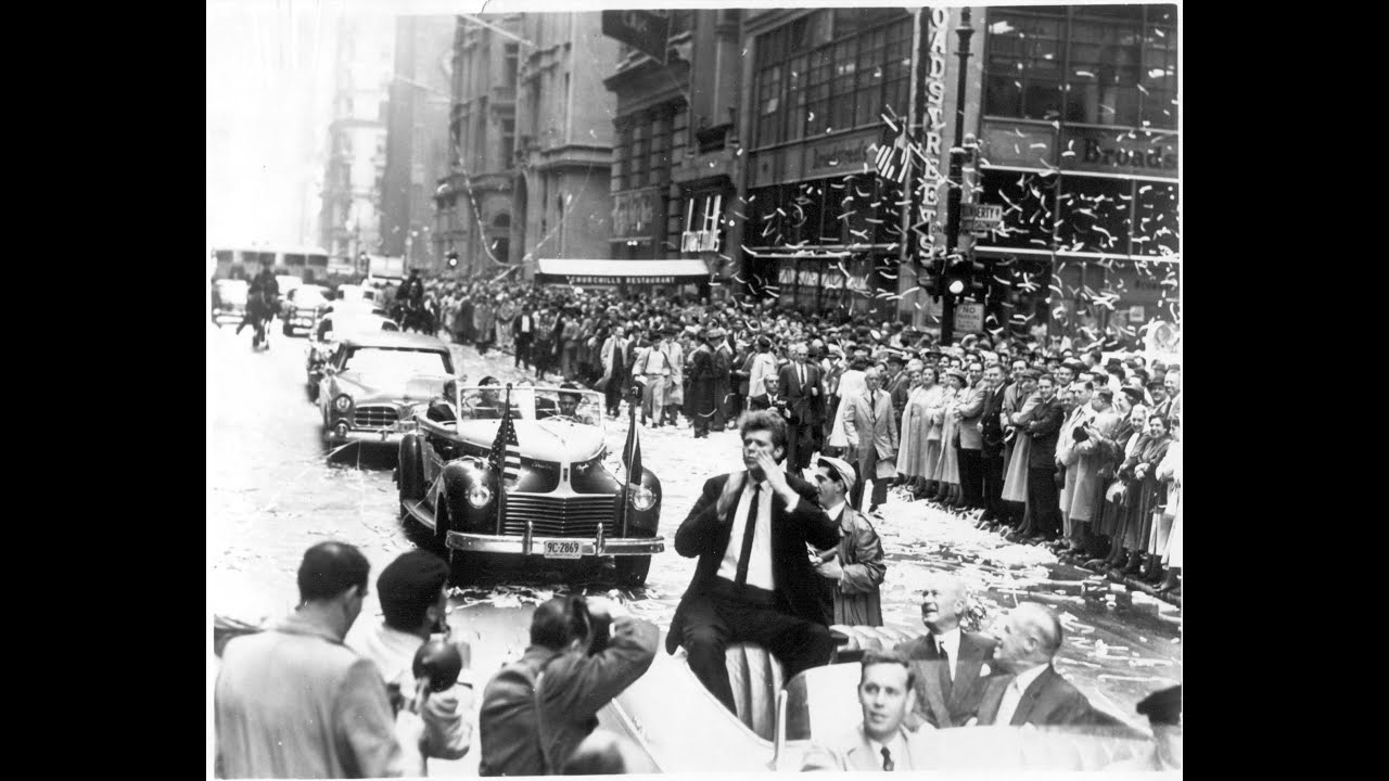 Van Cliburn receives a ticker-tape parade down New York's 