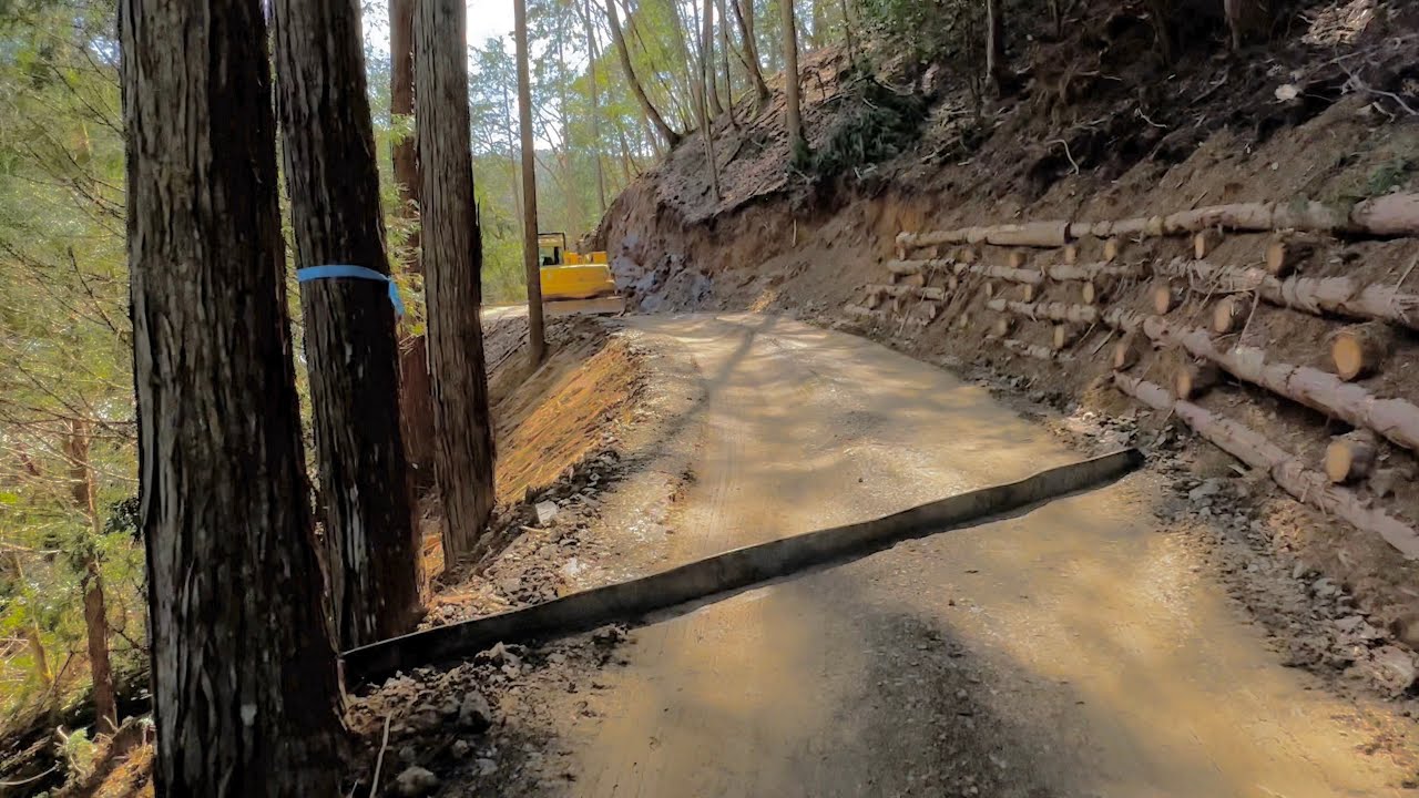 作業道の排水処理　壊れにくい道つくり