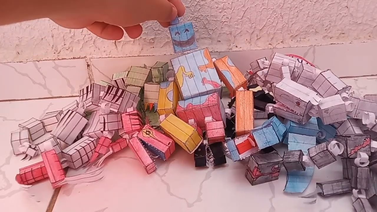 Parte 3 amostrando meus personagens de papel!!