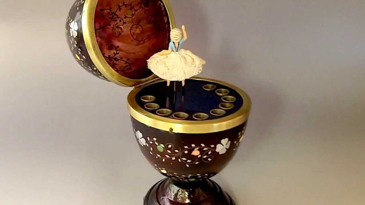 DANCING BALLERINA MUSIC BOX