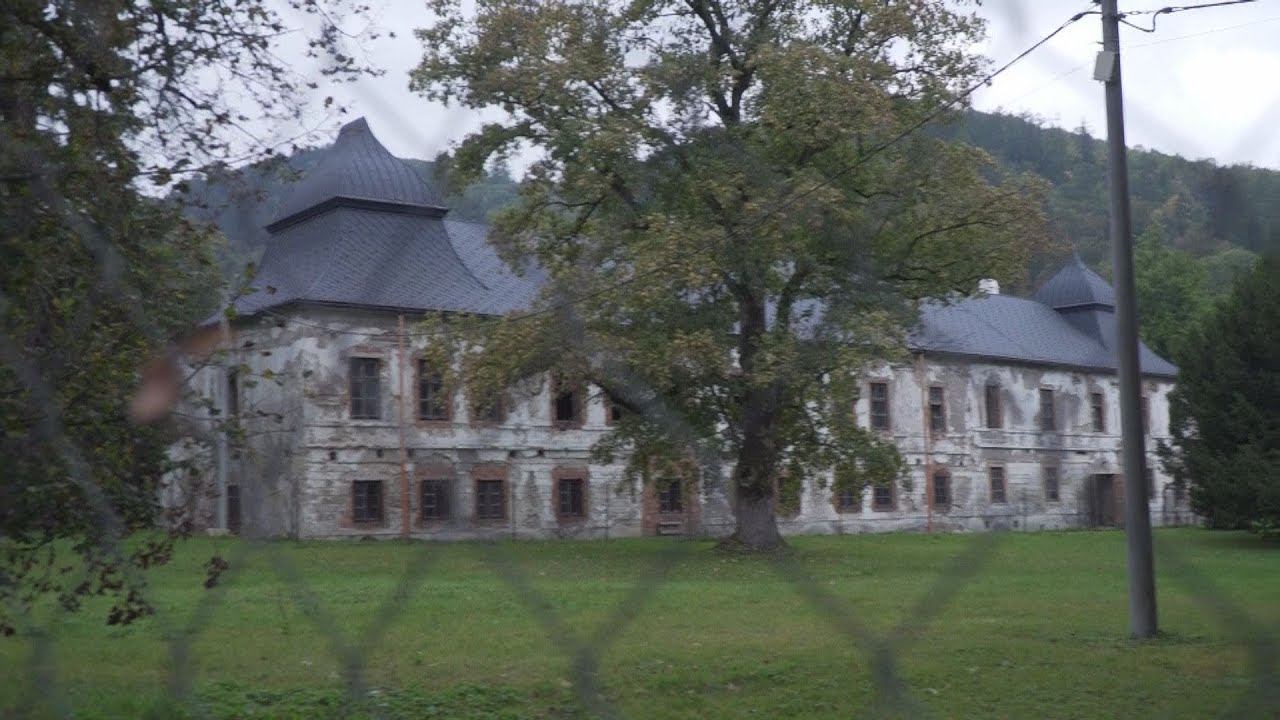 Národná kultúrna pamiatka, kaštieľ s anglickým parkom v Turčianskej Štiavničke je na predaj