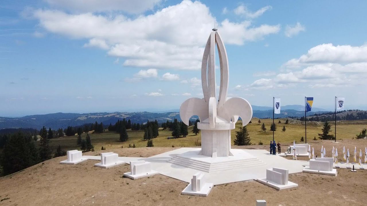 Spomenik na Ljutoj Gredi  (Vlašić) General Mehmed Alagić