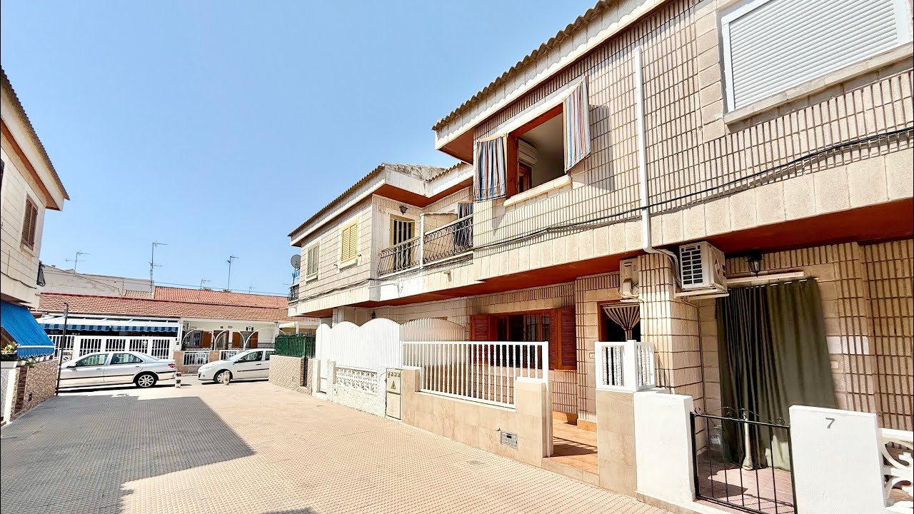 Casa barata en venta en San Pedro del Pinatar junto a la playa y las Salinas. Se vende duplex 