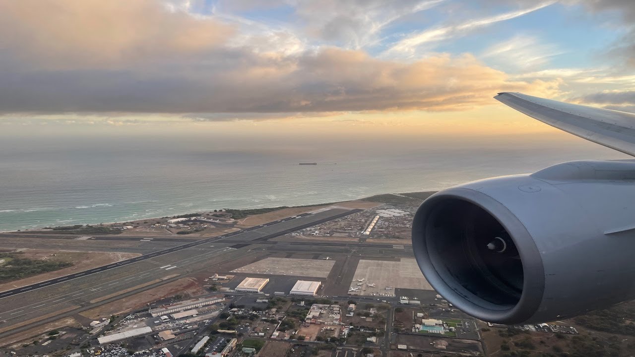 American Airlines Boeing 777-200ER Descent and Landing in Honolulu