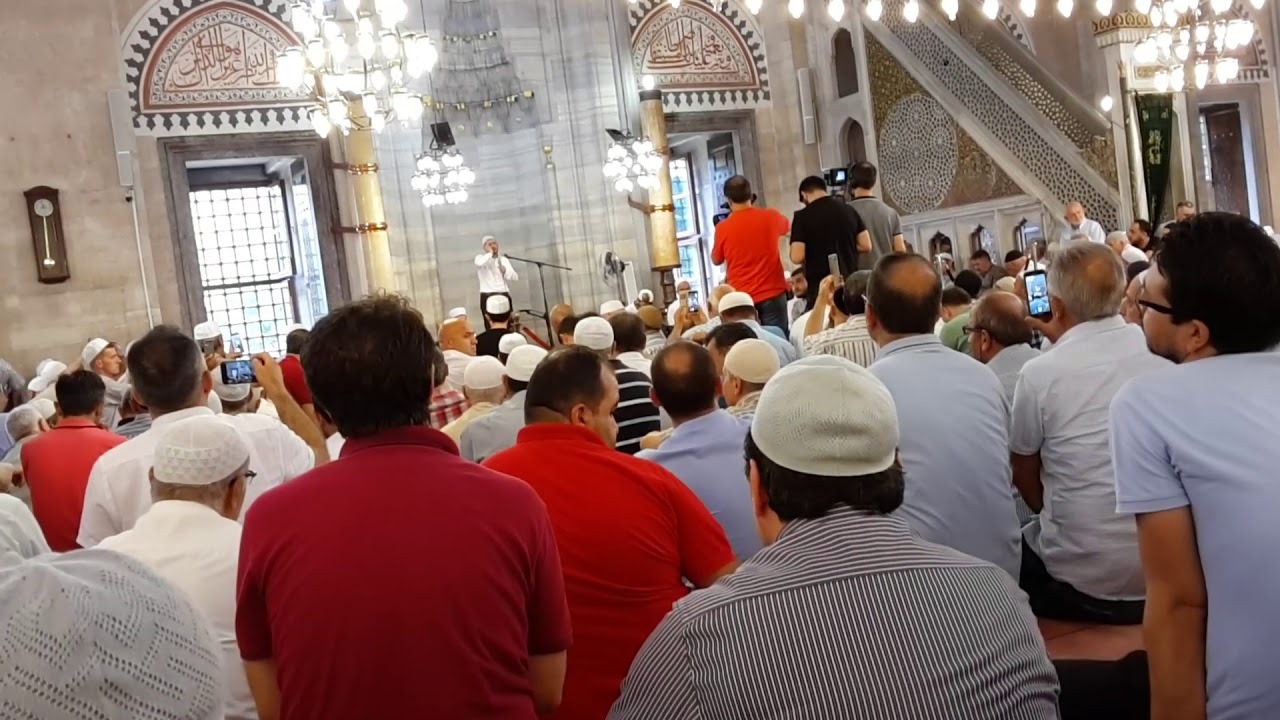 Oğuzhan BAHTİYAROĞLU Salâ Şehzade Camii Müezzini