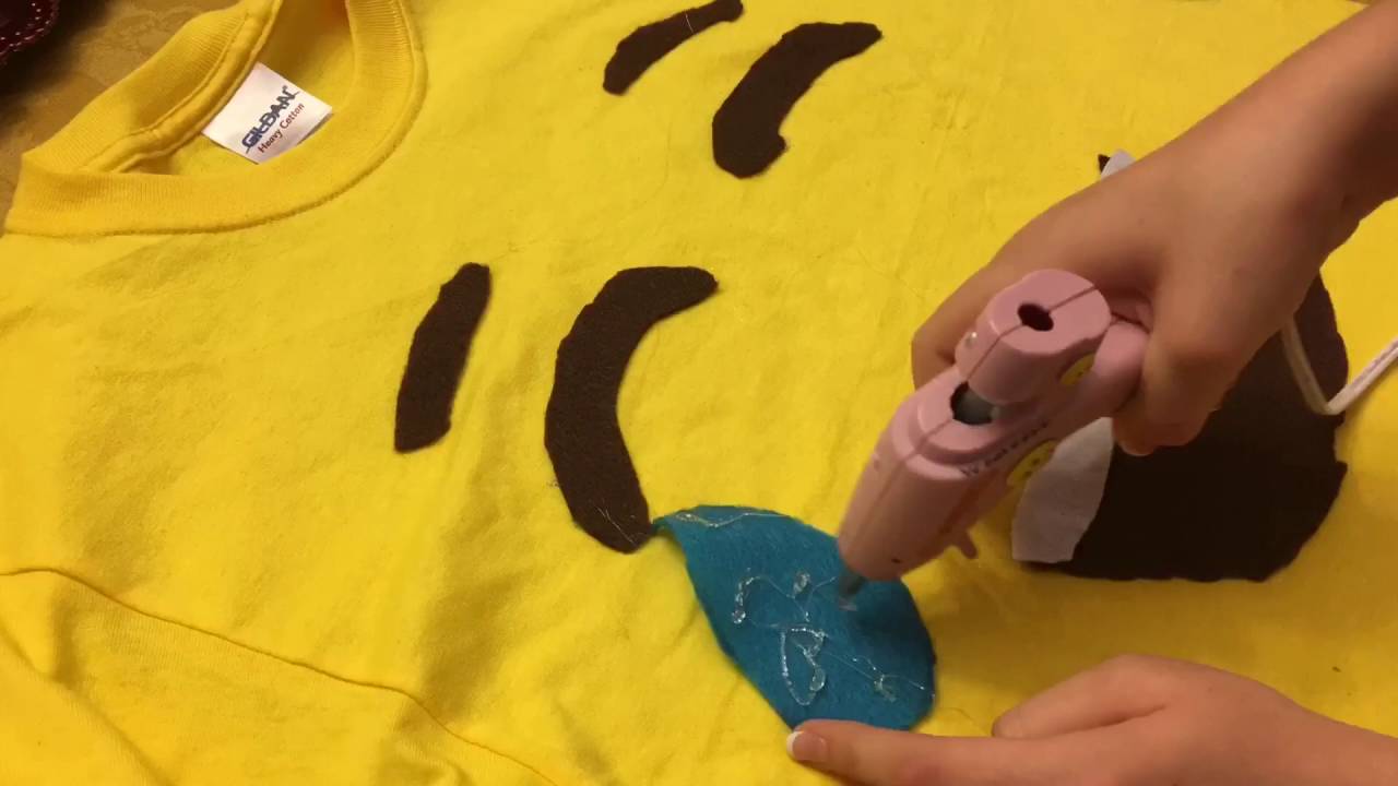 DIY emoji Halloween costume🎃