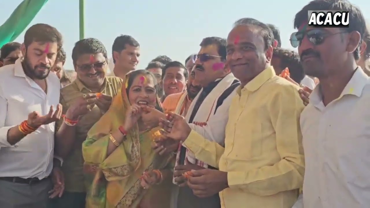 खंडवा : भगोरिया की धूम.सांसद,विधायक ने किया आदिवासी समाज के लोगों के साथ खूब डांस 