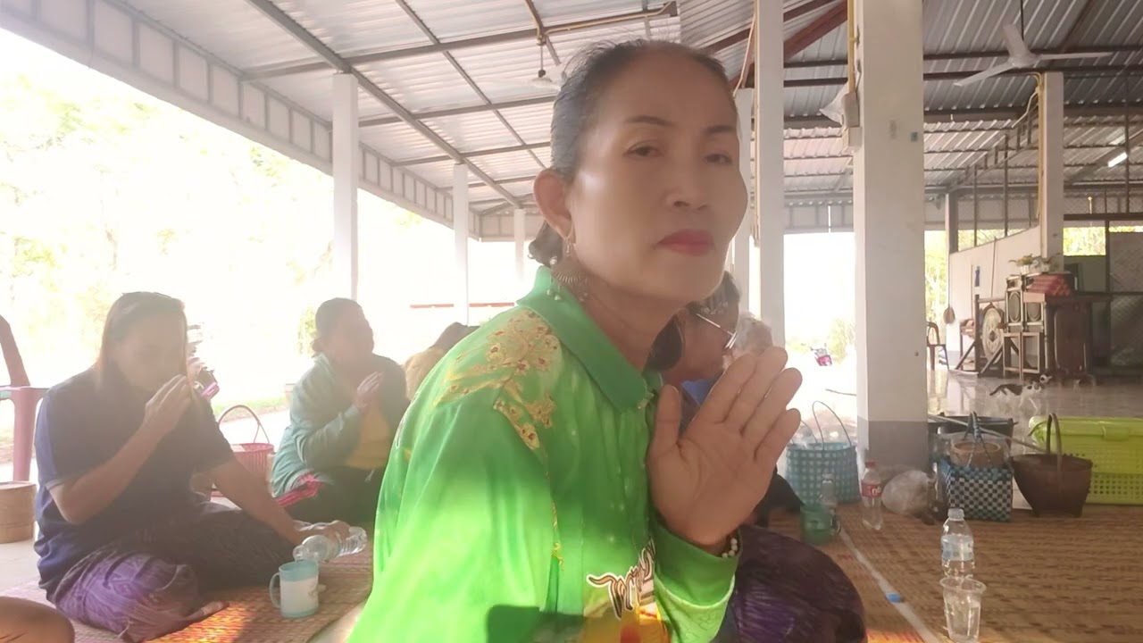 มาทำบุญในวันพระ