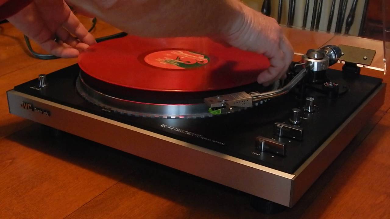 JVC QL-F4 Fully-Automatic Direct-Drive Turntable
