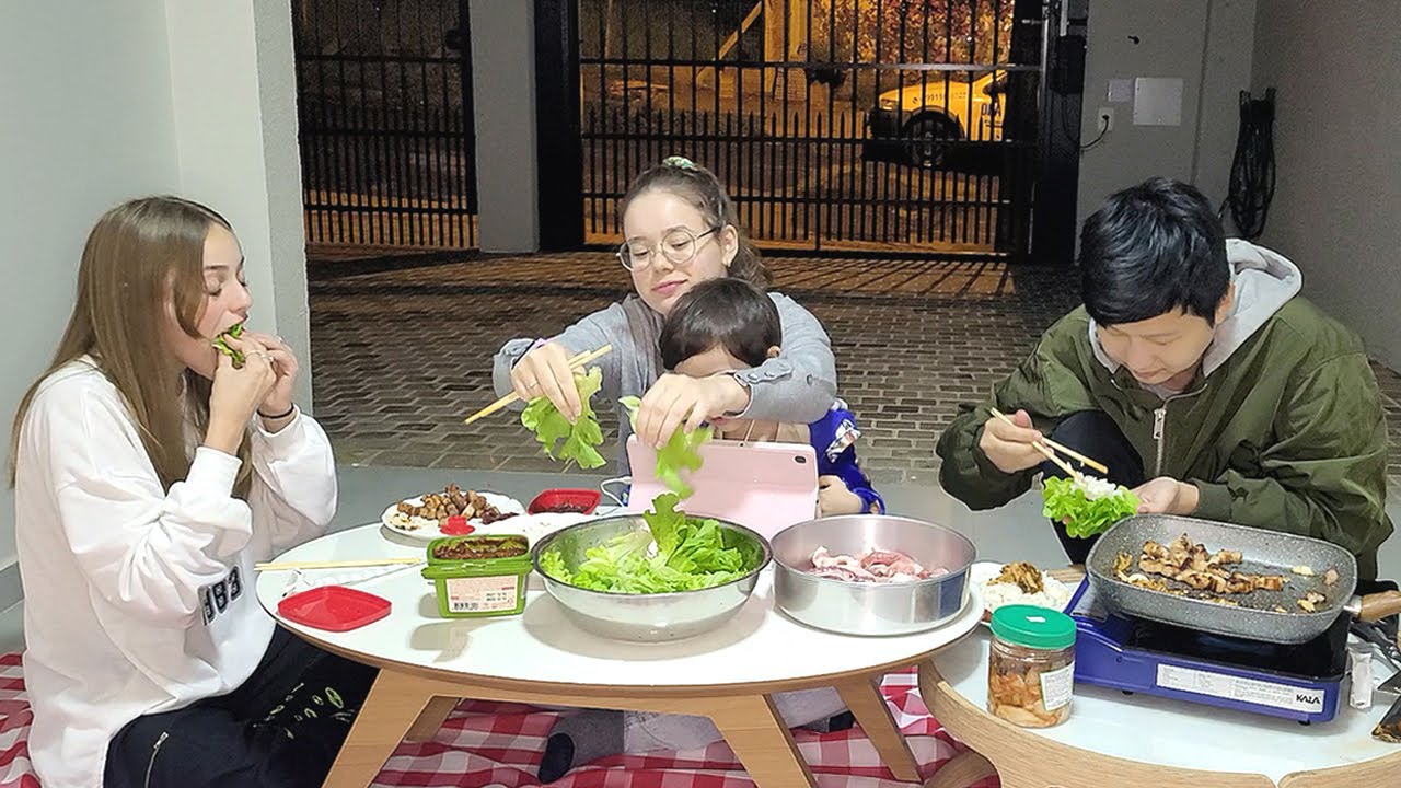 Jantar na garagem de casa!