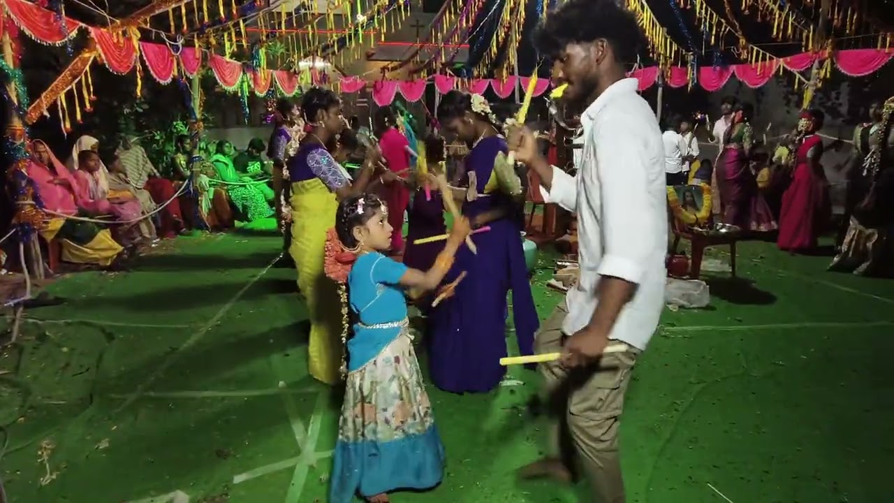 🐯స్వరూప్🐯కోలాటంప్రొద్దుటూరు😎 బద్రీనాథసాంగ్ అంటూమీ ముందుకువచ్చాను ఇటువంటి ప్రోగ్రామ్స్ ఏవైనా చేస్తాం 