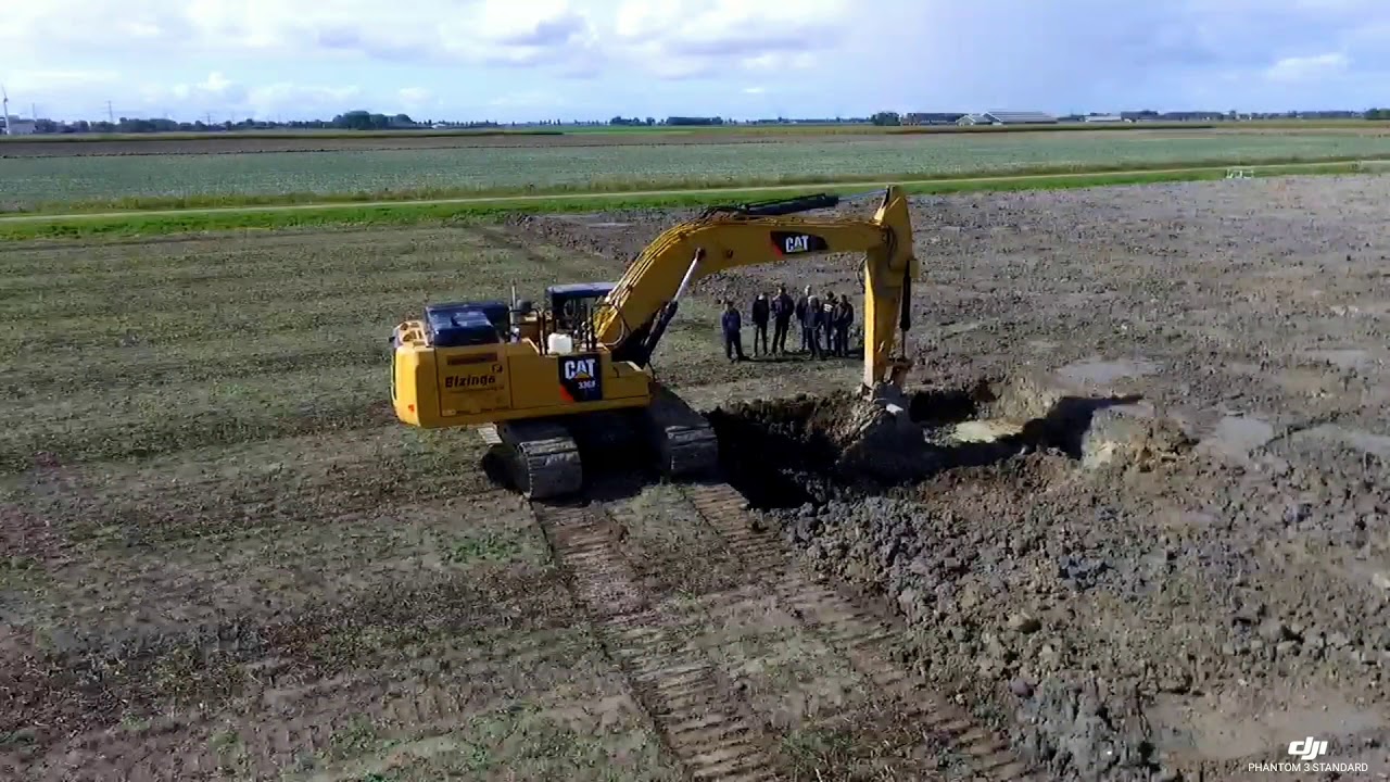 Diep spitten met Caterpillar rupskraan