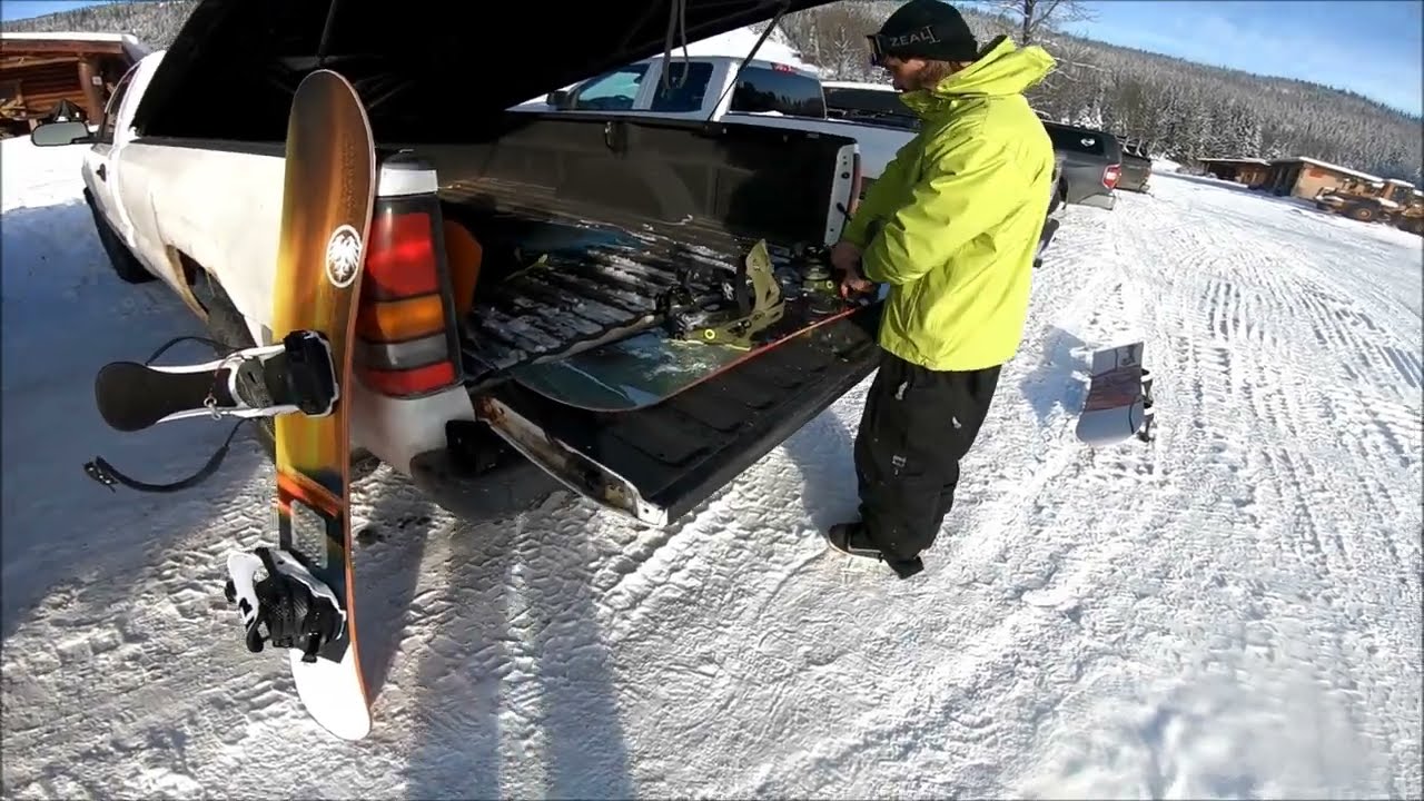 Never Summer Harpoon in Powder