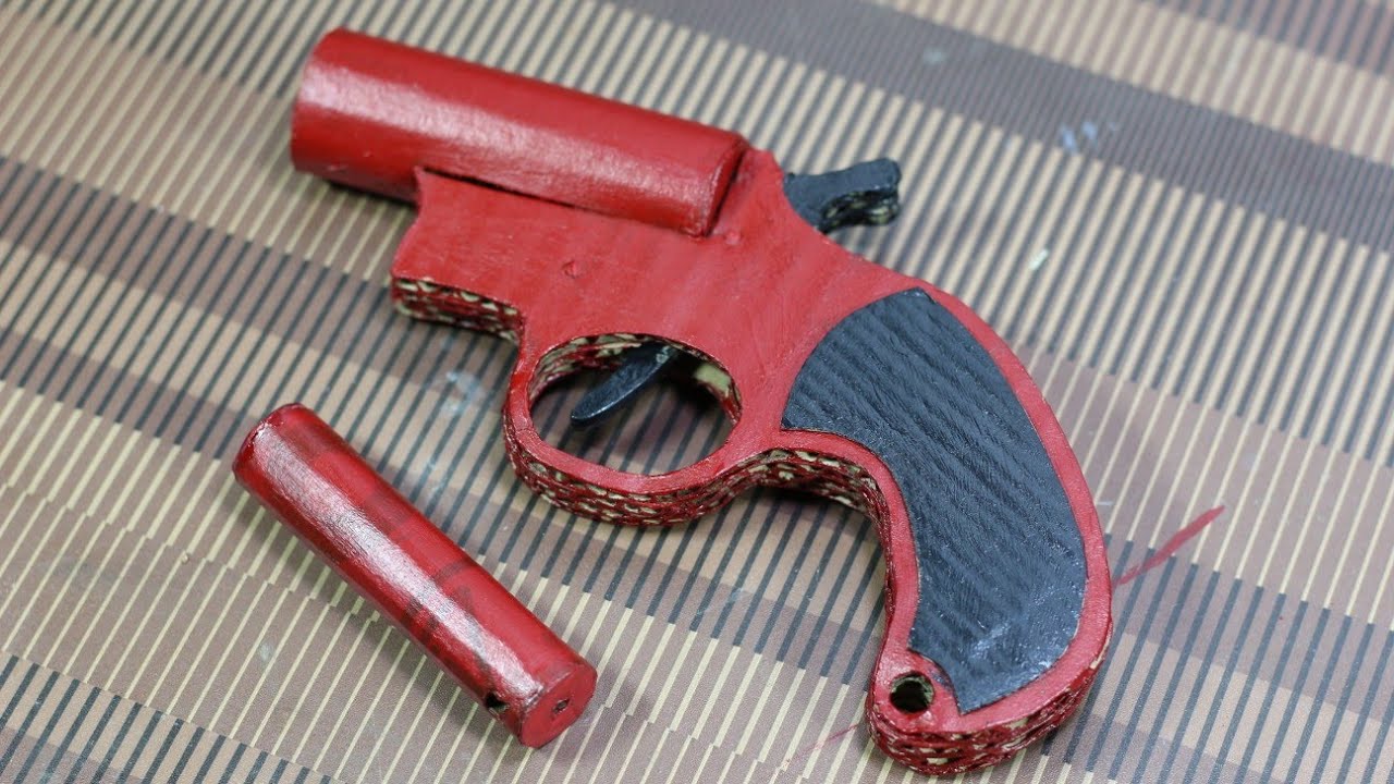 How To Make A Flare Gun - That Shoots - Cardboard gun