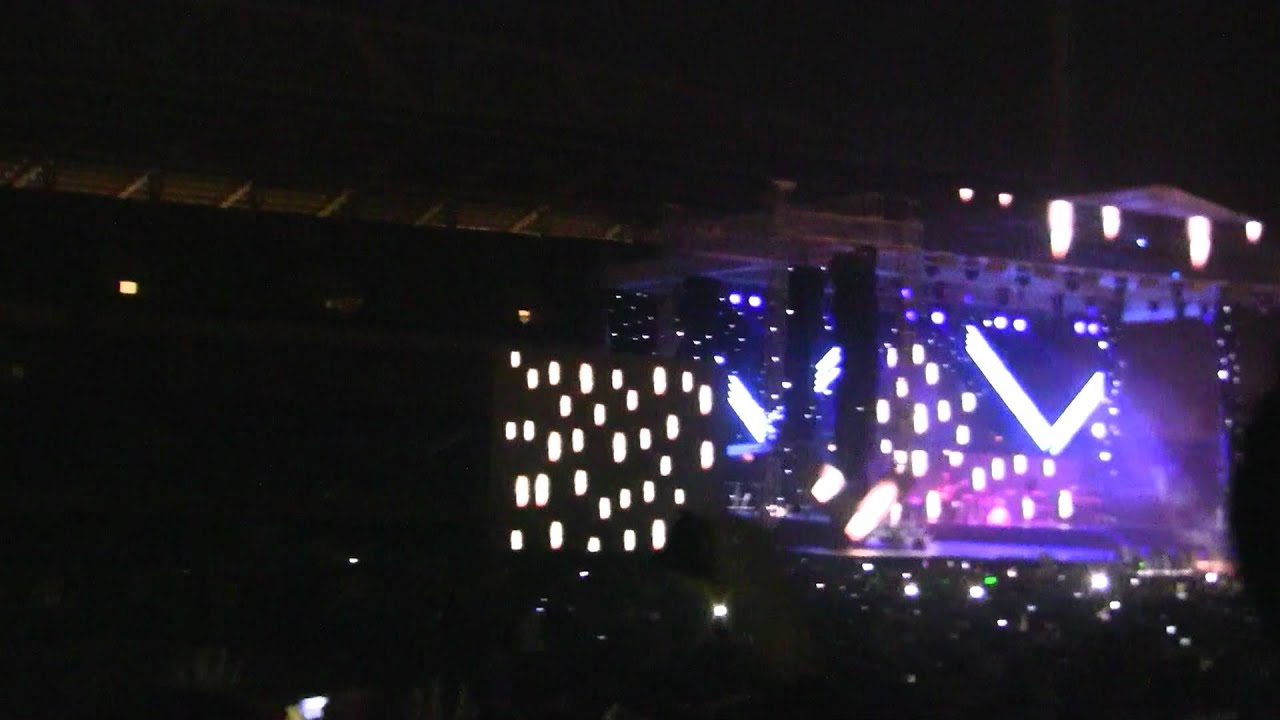 Westlife - You Raise Me Up | Gravity Tour 2011 - Hanoi, Vietnam