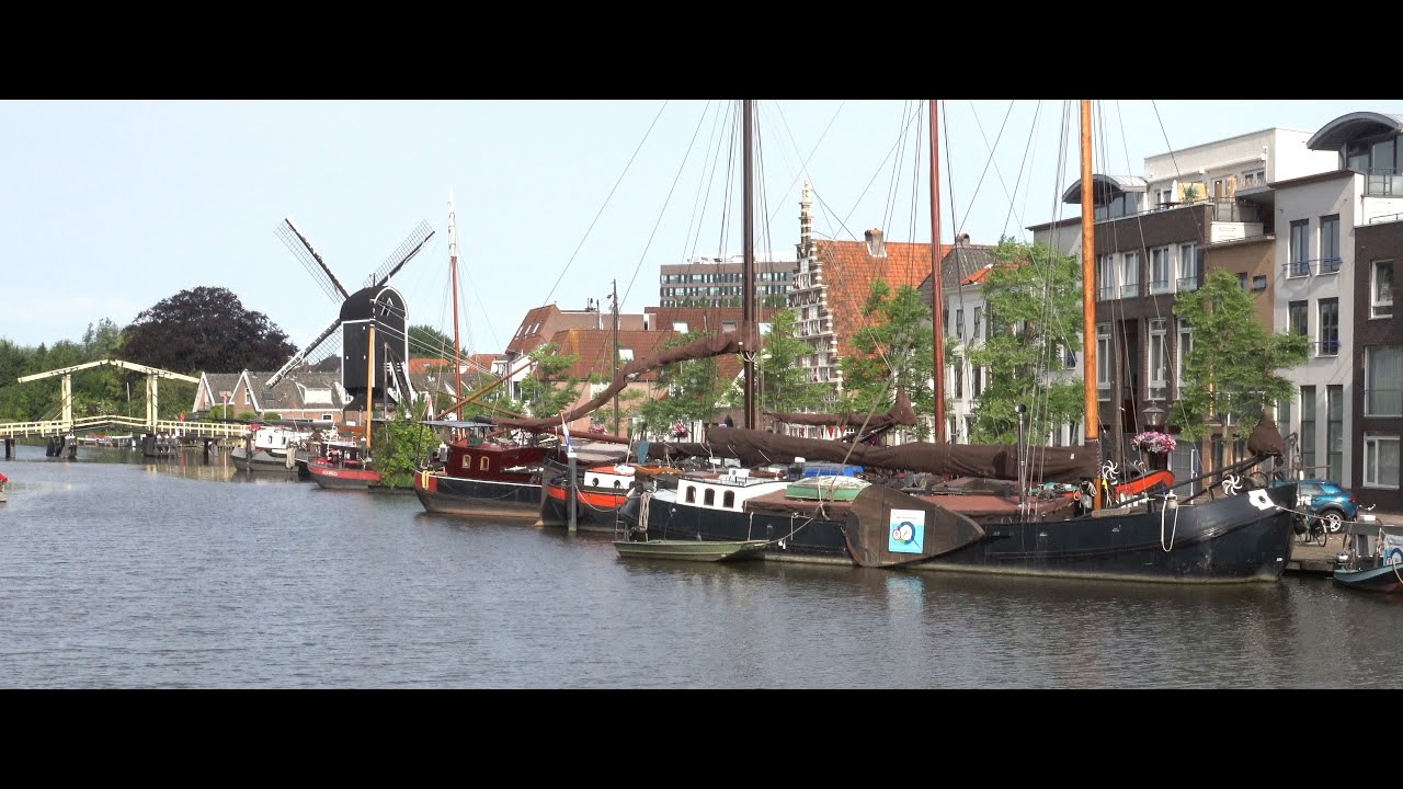 Rondreis Nederland deel 1, stadswandeling en rondvaart in Leiden.