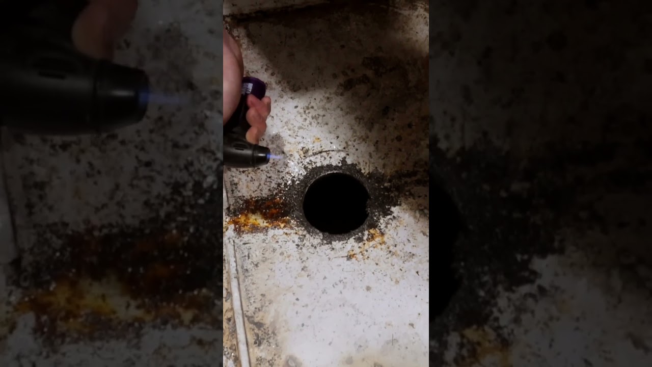 Making an oil tank safe to cut into