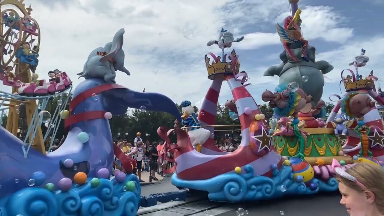 Disney's Festival of Fantasy Parade at Magic Kingdom ✨ FULL SHOW