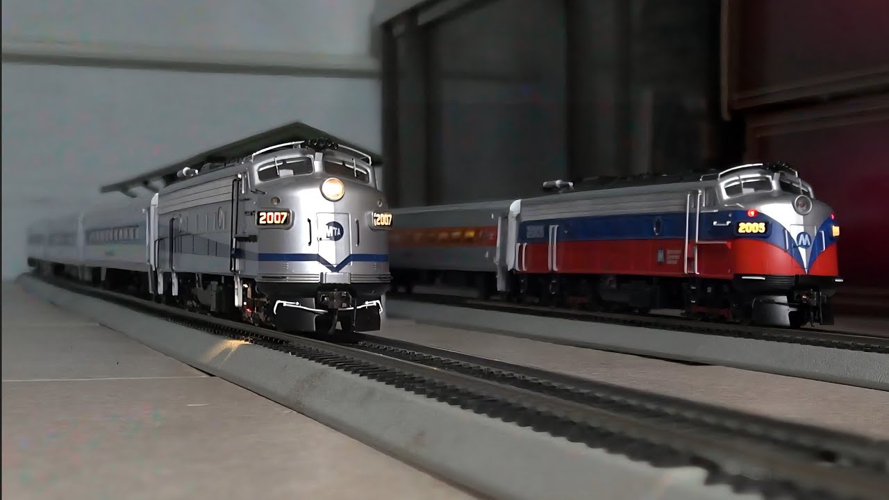 Rapido  Modernized Metro North FL9 & AMT F59PH HO Scale  Passenger Operation. 06/30/22