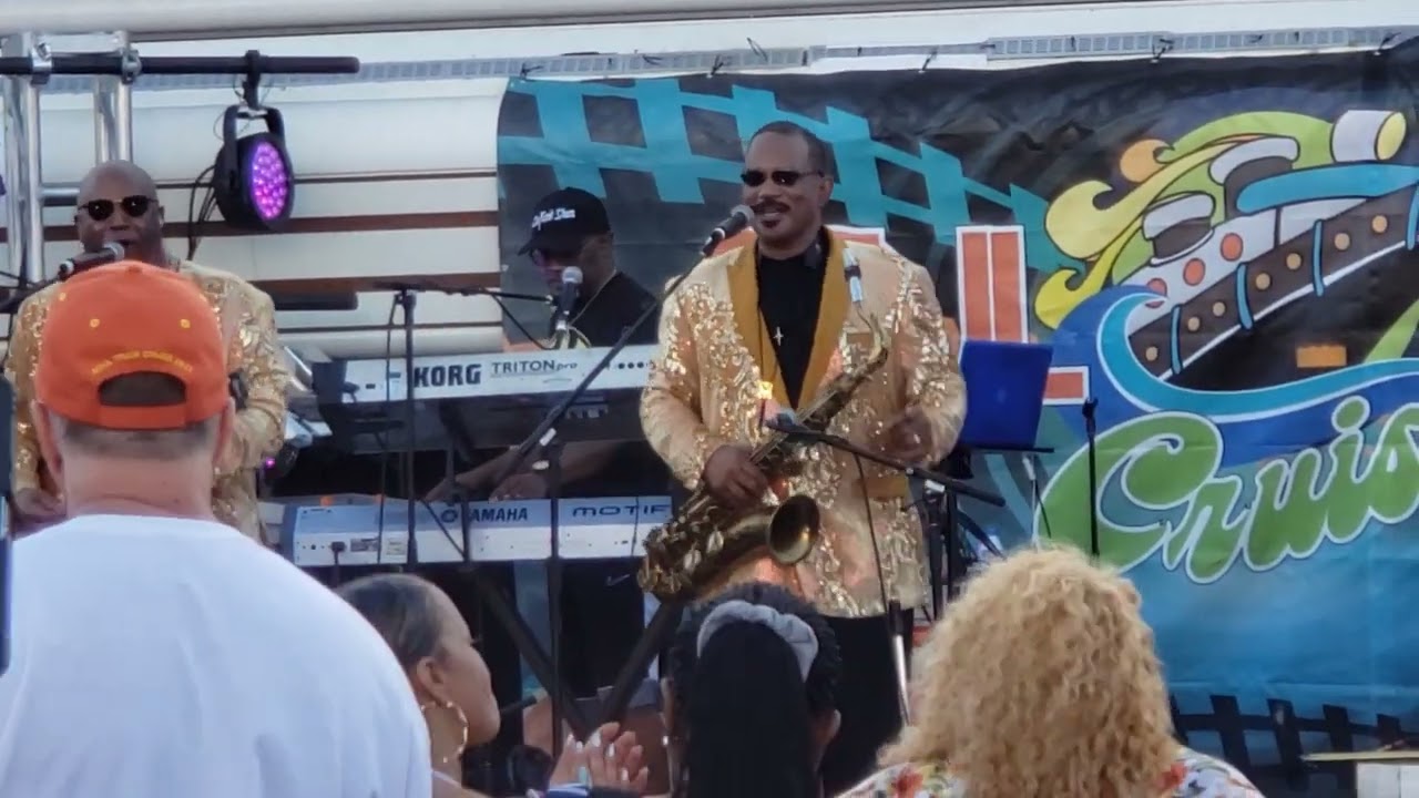 CHASE ME - CON FUNK SHUN - Soul Train Cruise 2025