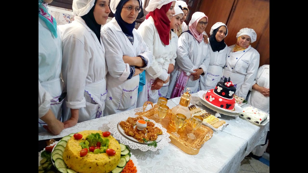 قصة حب .. دبلوم .. صور وذكريات جميلة