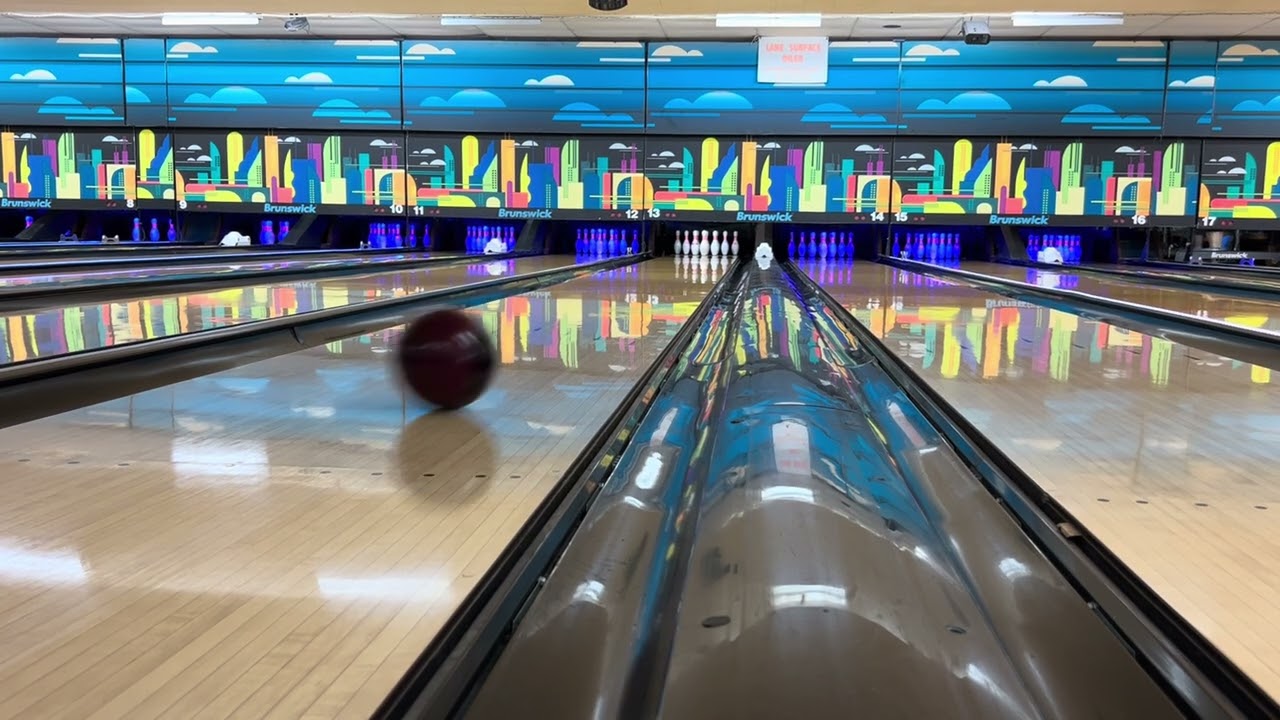 Bowling at Donelson plaza strike and spare in Tennessee (part 2)