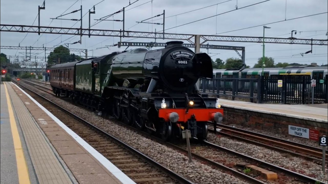 60103 Flying Scotsman passing Northampton 5th June 2023