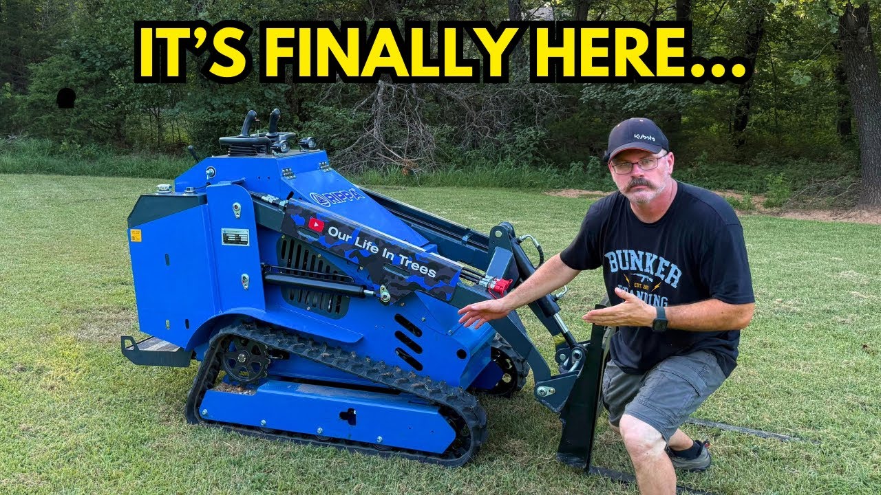 Rippa RS06-1 - The Chinese Mini Skid Steer Revolution Has A New Player!