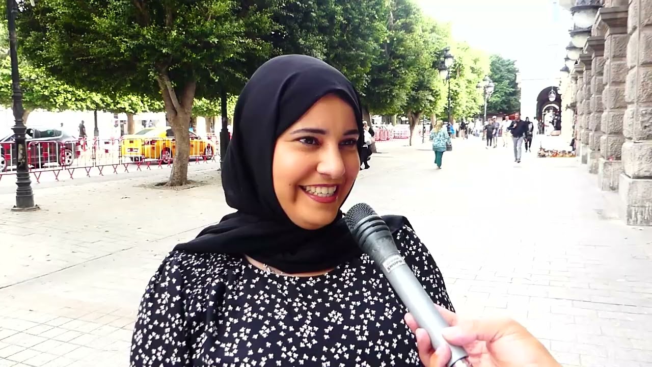 ما فماش فرق بين تونس و الجزائر لو يتقدملي تونسي نقبل لو لا الظروف كل أسبوع نزور تونس
