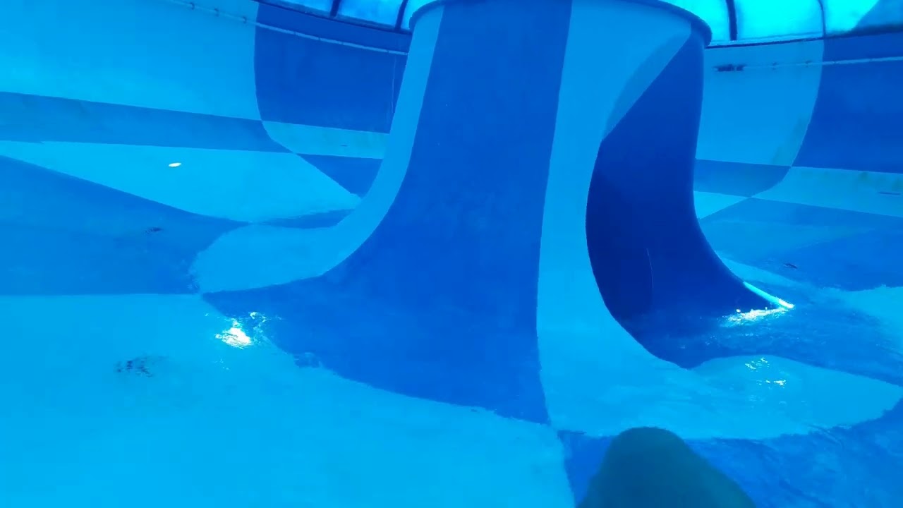 Aquaworld UFO cs&uacute;szda - UFO Slide