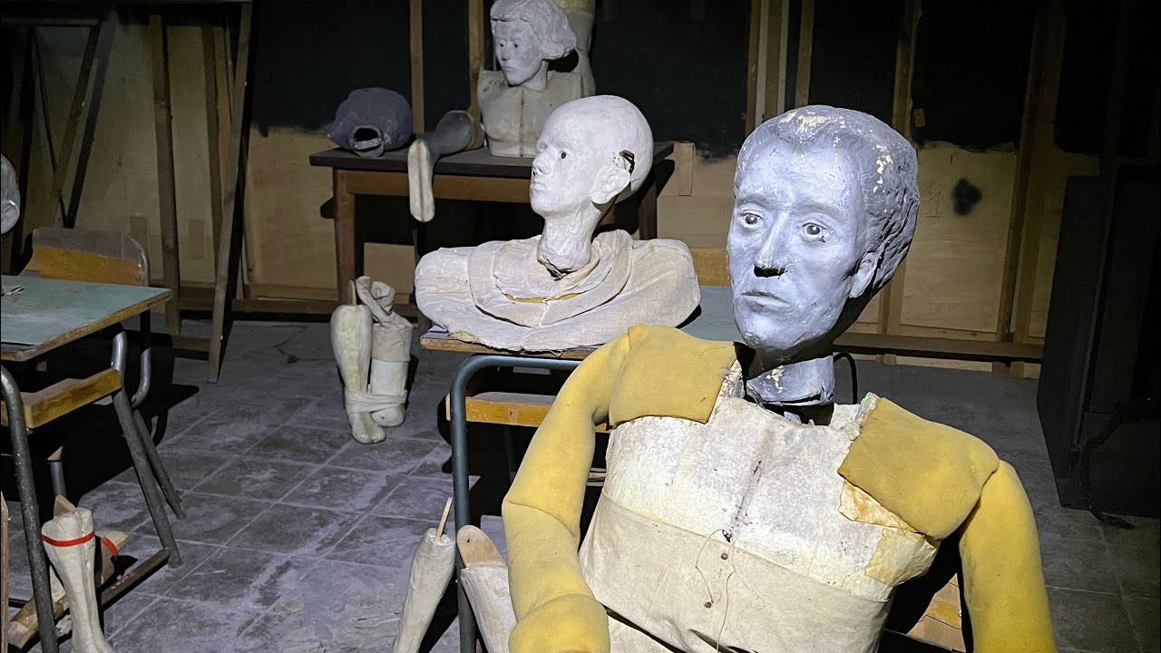 La Scuola Dei Manichini -URBEX
