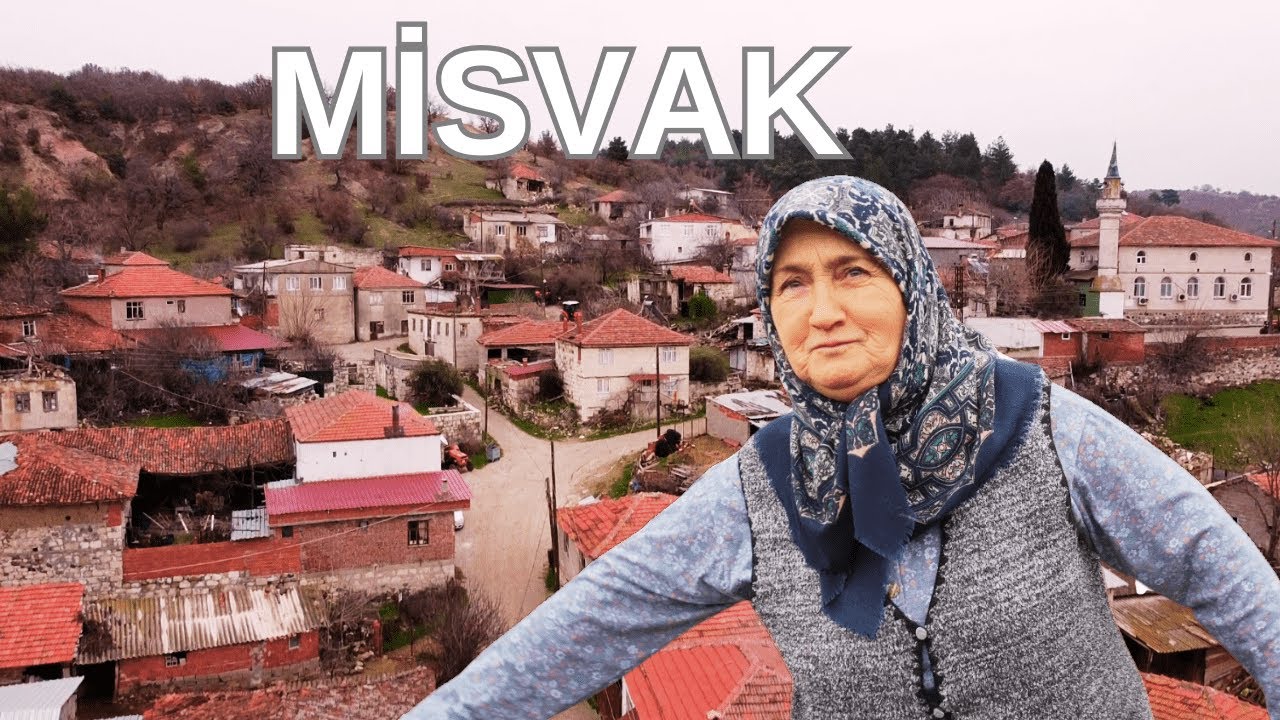 MİSVAK KÖY.Bu Köy de El Emeği Kıyafet Dikiliyor.