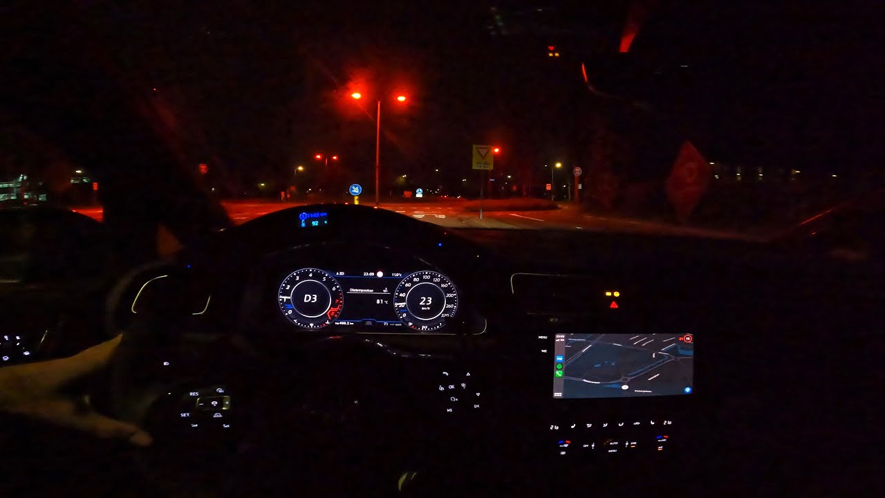 POV LOUD VW Golf Mk7.5R 375HP - Akrapovic - DSG farts - Launch Control - Nightdrive