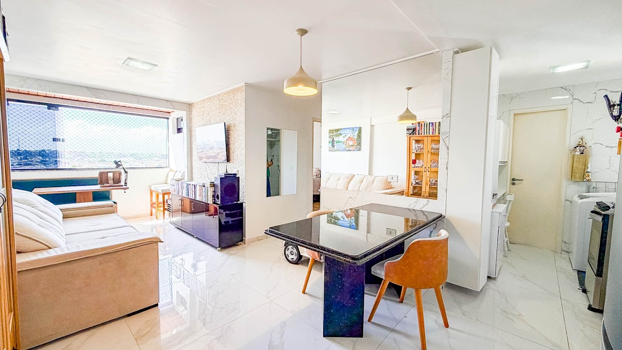 Apartamento com 2 quartos Porteira Fechada em Edif&iacute;cio Frente Mar em Macei&oacute;