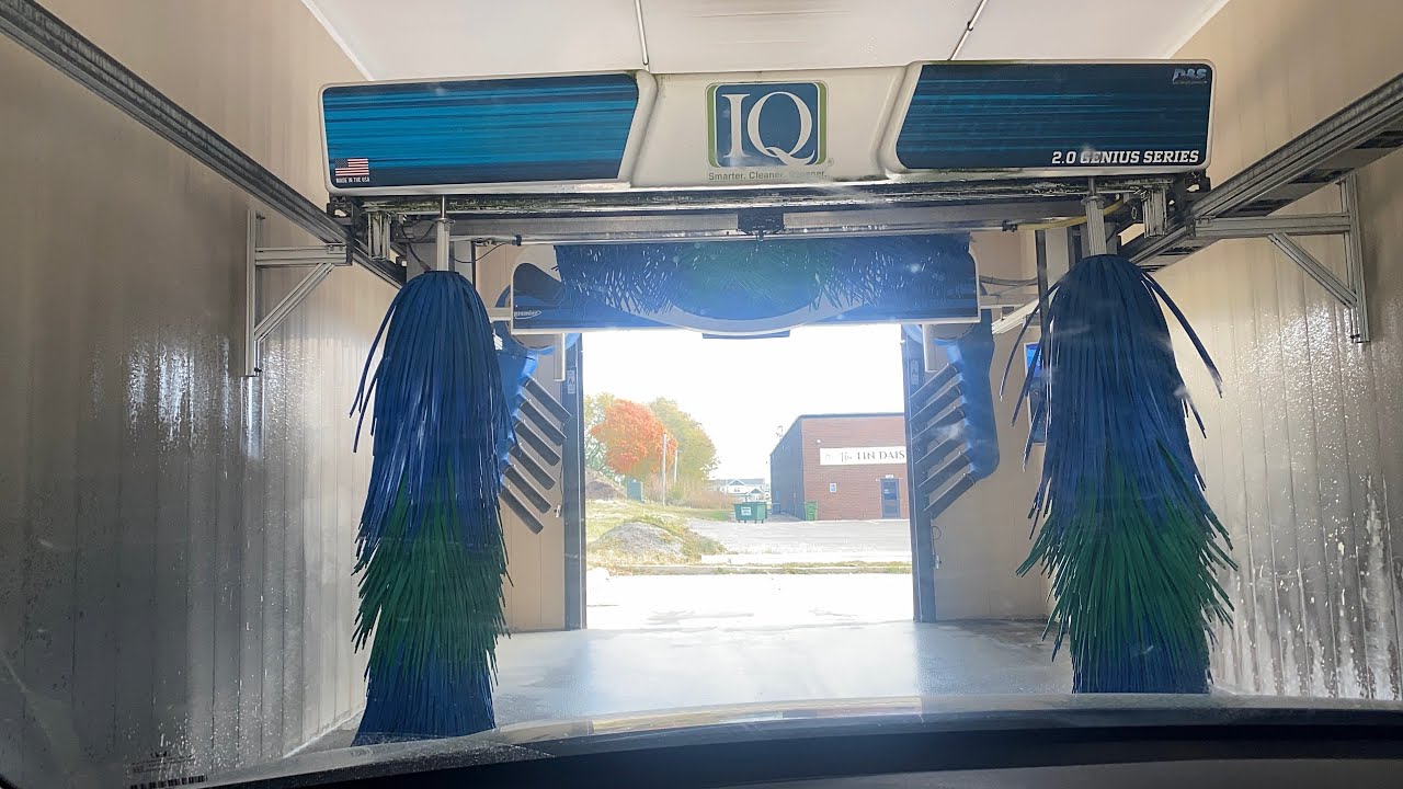 D&S IQ 2.0 Genius Series Soft Touch Car Wash | Outside View