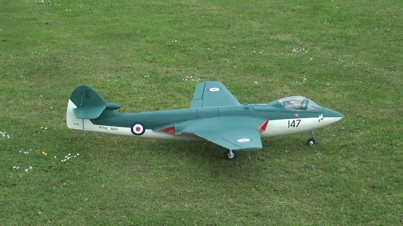 Brians RBC KITS HAWKER SEA HAWK MAIDEN & second flight