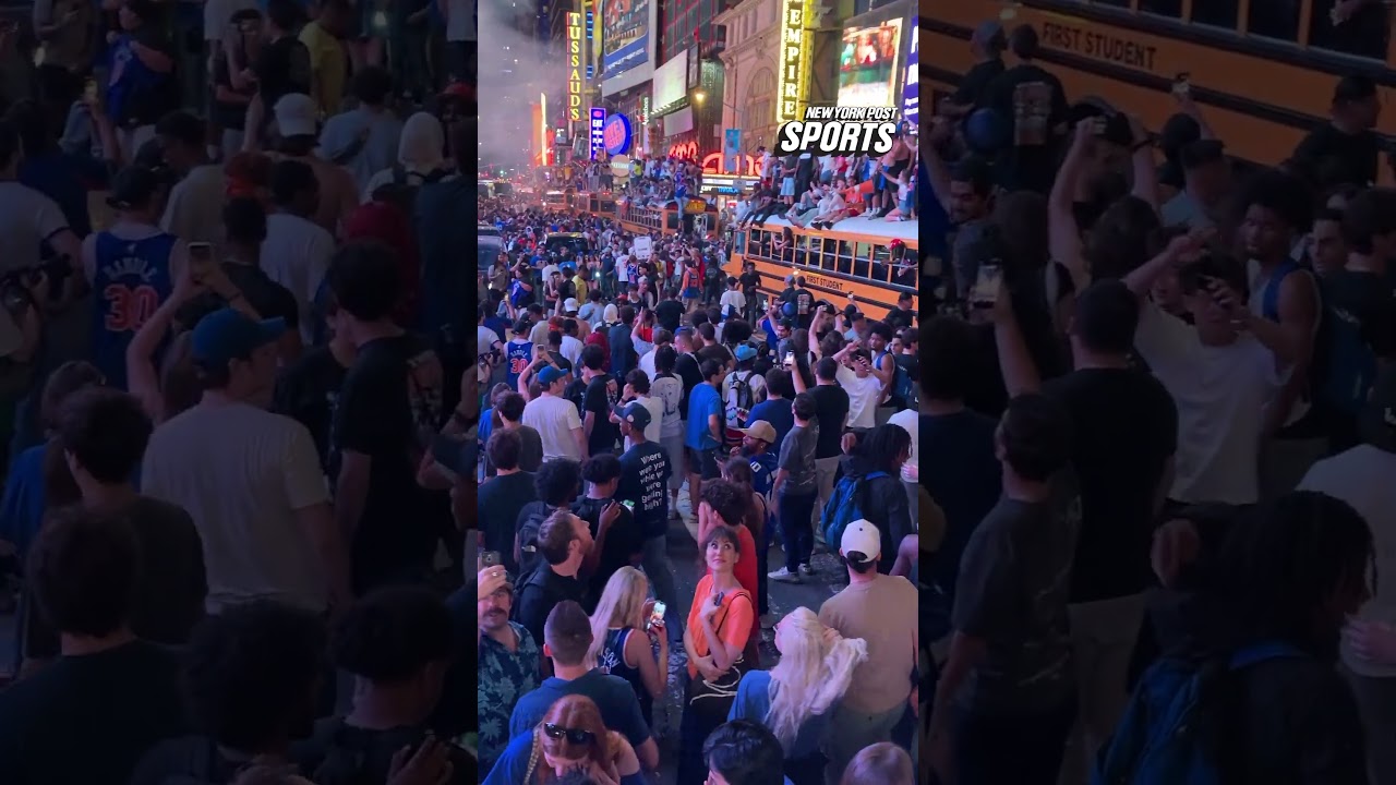 Knicks fans have INVADED Time's Square! #shorts