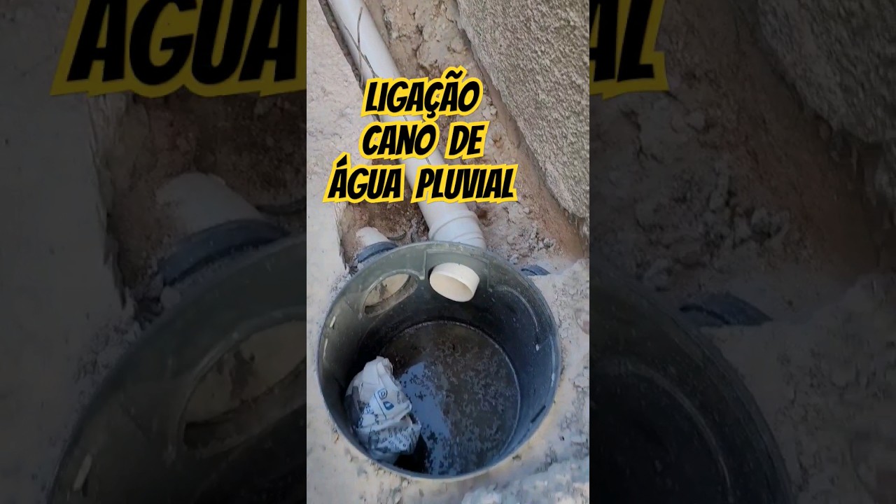 Ligando cano de &aacute;gua pluvial na caixa de  passagem, #construction #constru&ccedil;&atilde;o #reforma #obra #viral