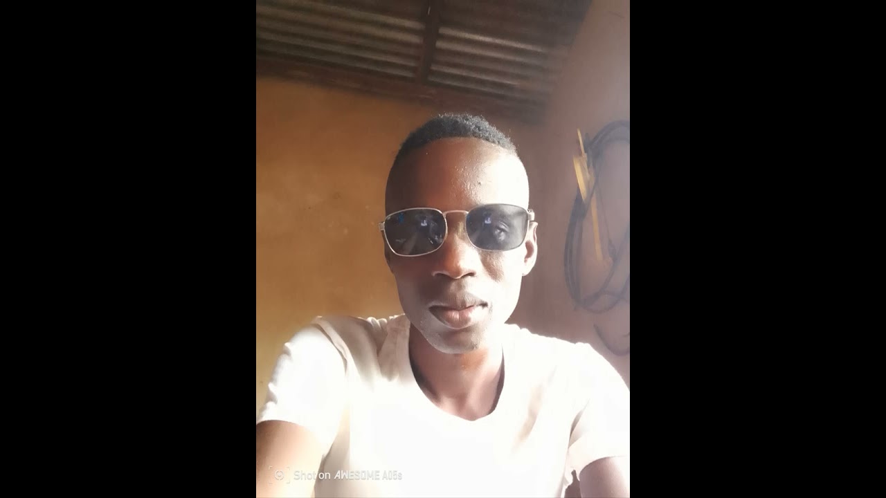 Moscow the Boss_Lebadi La Monna (Moribza & Ma bottle)
